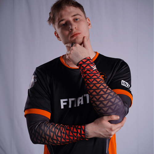 fnatic-pro-sleeves-2024-black-orange