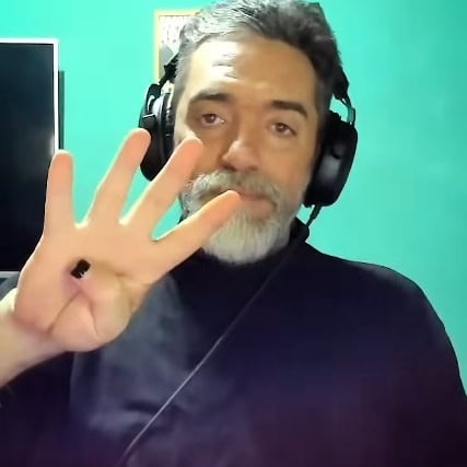 MarcosMassu's avatar.