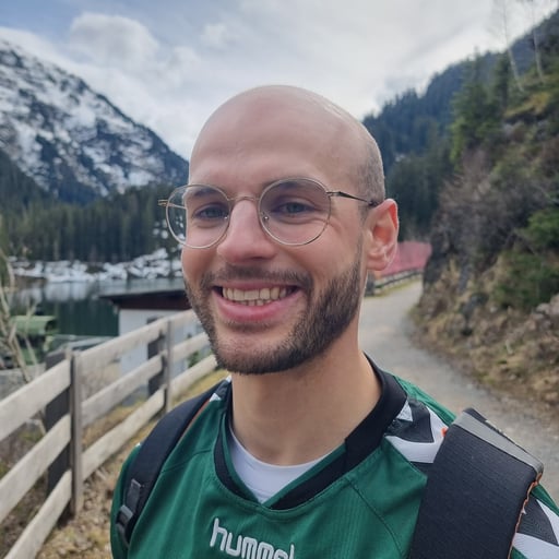 Rubix-Qube's avatar.
