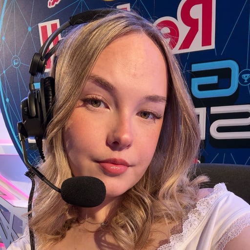 GirleMango's avatar.