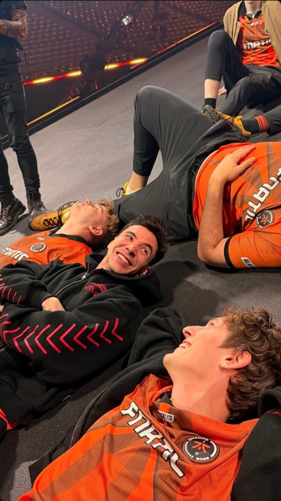 Teakiro's banner image.